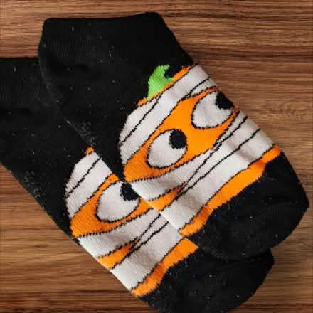 Photo of free Pumpkin baby socks (Darien) #1