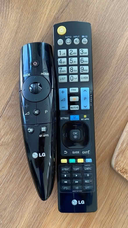 Photo of free 47” LG flat screen TV (M16 9 WT) #2