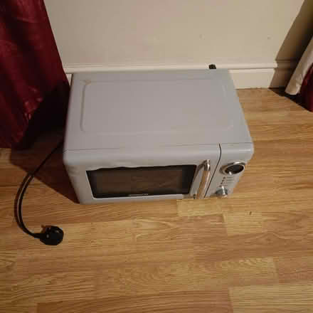 Photo of free microwave D11 (Northside of Dublin- Flexible) #2