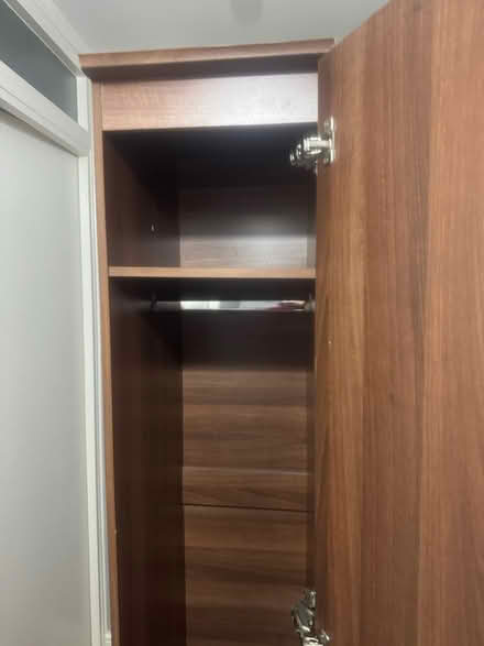 Photo of free Single wardrobe (EN11 8DQ) #4
