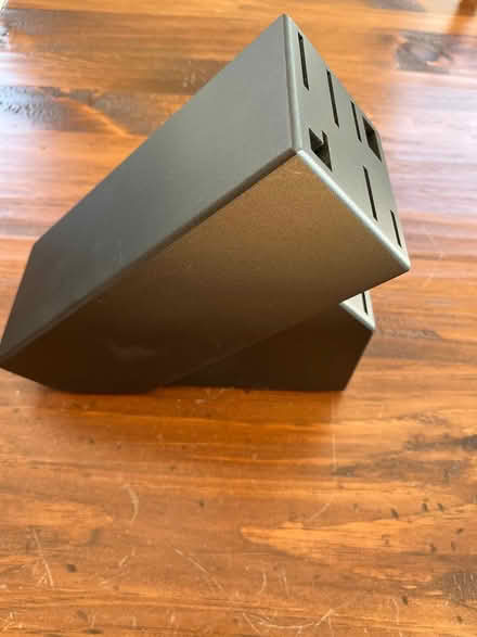 Photo of free Henckels Knife Block (Aylmer Lakeview Terrace) #3