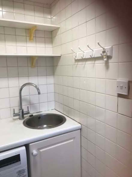 Photo of free Ceramic Hob and 2 Kitchen Sinks (Denstone ST14) #3