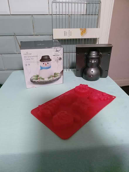 Photo of free Kitchen clearout, to go together (Stoneleigh KT17) #2