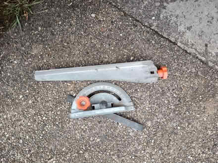 Photo of free Band saw black and decker (Bramley, Leeds LS13) #3