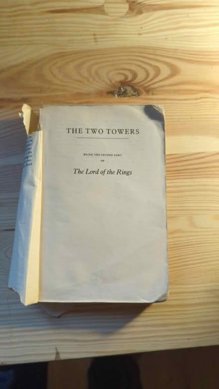 Photo of free LOTR Two Towers (S2) #1