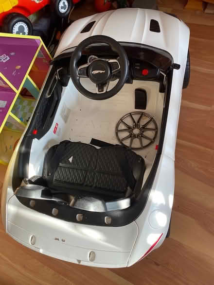 Photo of free Ride on Toy car - White (11379) #2