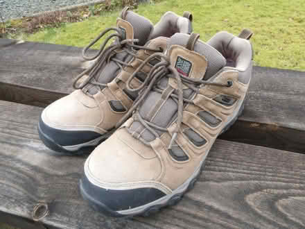 Photo of free Hiking shoes (Baldslow TN37) #1