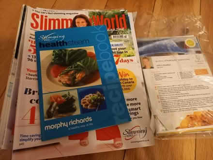Photo of free Slimming World magazines plus extra recipe cards (Cherwell Heights OX16) #1