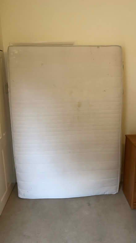Photo of free Double bed (GU16 6LJ) #2