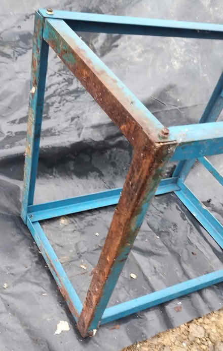 Photo of free Metal frame for upcycling (Kingscourt/Lightpill, Stroud) #2