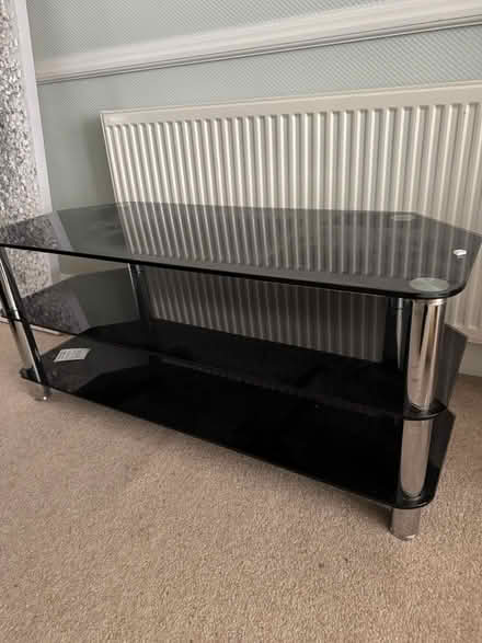 Photo of free Tv table (IG5 0hp) #1