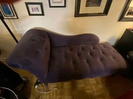 Photo of free Purple velvet chaise (West Rogers Park) #1