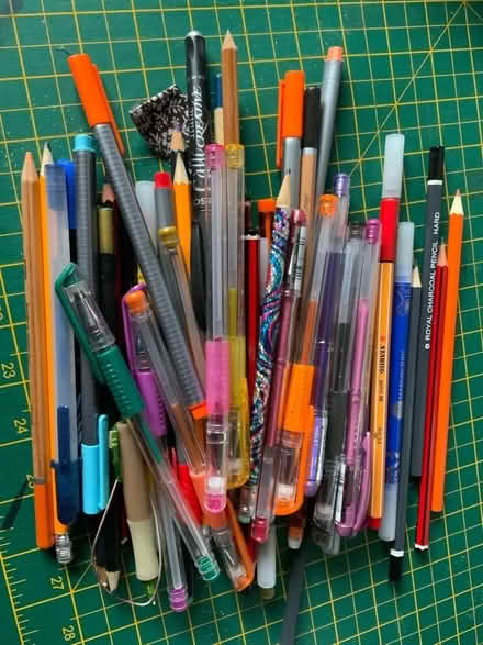 Photo of free Pens mixed (Aspley NG8) #1