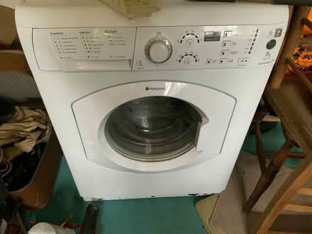 Photo of free Hotpoint automatic washing machine (Hersham KT12) #1