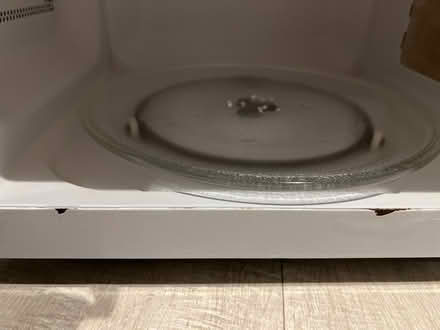 Photo of free Basic Tesco microwave (DA7) #3