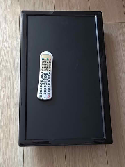 Photo of free TV DVD player with wall mountings (Upminster RM14) #1