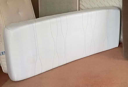 Photo of free Single memory foam mattress (Pembury TN2) #1