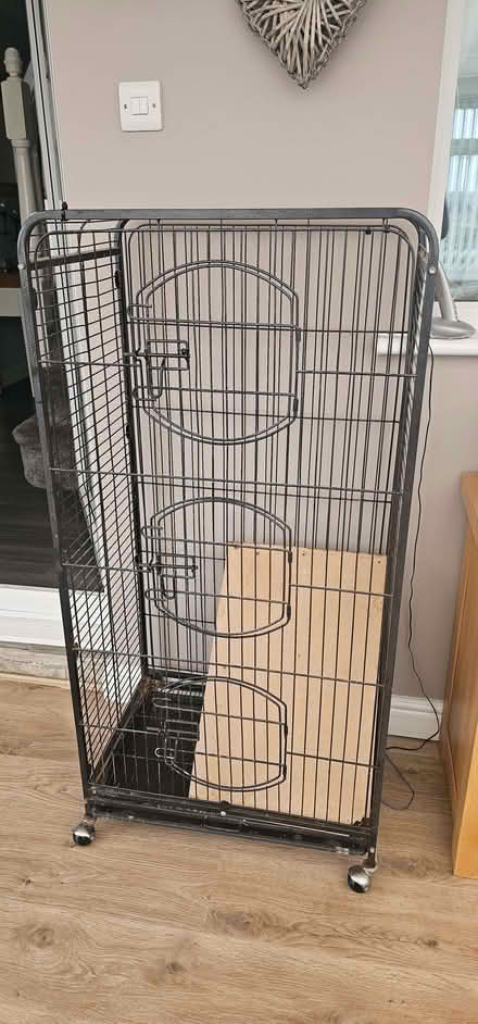 Photo of free Large cage (Burstwick HU12) #1