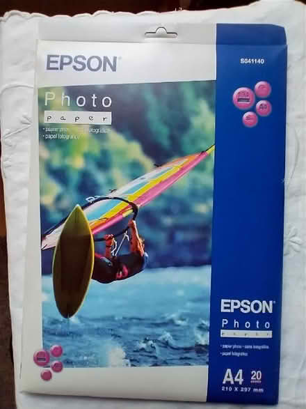 Photo of free Computer DVD/CDs, printer photo paper (Endmoor LA8) #1