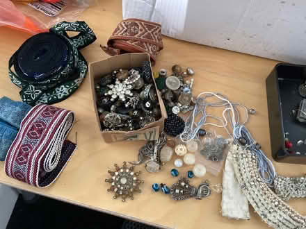 Photo of free Sparklies etc (Watertown/Waltham/Belmont line) #3