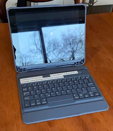 Photo of free iPad keyboard and case (Sevenoaks, near Station) #1