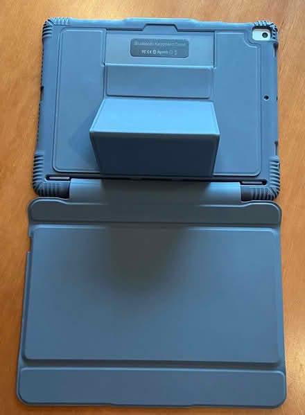 Photo of free iPad keyboard and case (Sevenoaks, near Station) #3