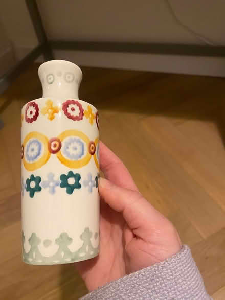 Photo of free Emma Bridgewater little vase (Grappenhall WA4) #1