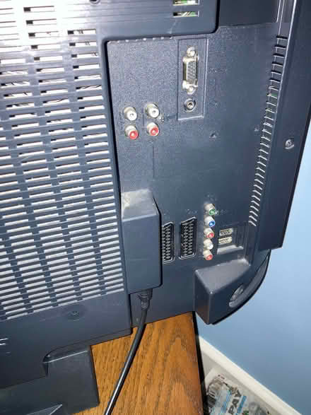 Photo of free Sony Bravia 40inch LCD Television (Moor Side PR4) #3