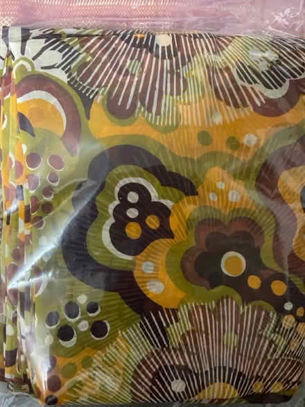 Photo of free Used Indian sarees of my aunt (Sunnyvale near Lawrencestation) #3