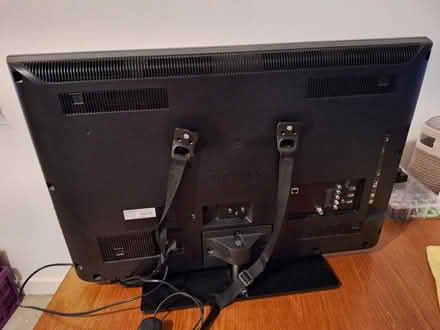 Photo of free Sony Bravia 32inch TV (IG10 Loughton) #2
