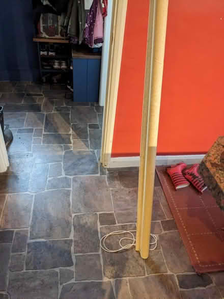 Photo of free Roller Blind (TN12) #1