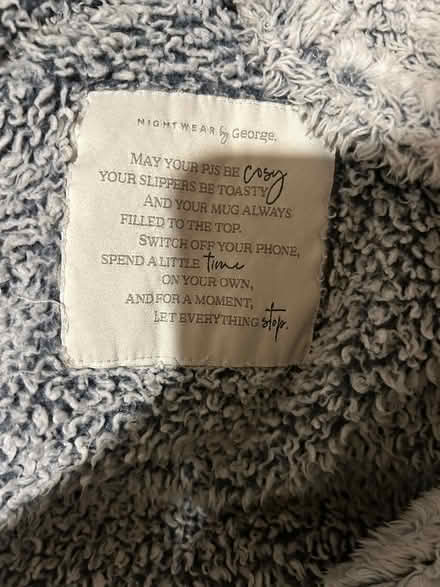 Photo of free Ladies dressing gown size M/L (Wheatley Bracknell RG12) #2