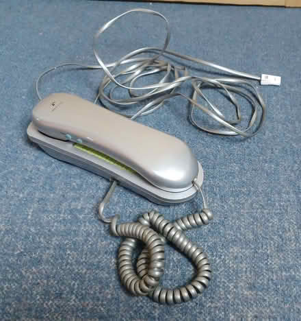 Photo of free Binatone Trend Corded Telephone - silver, with cable (Primrose LA1) #1