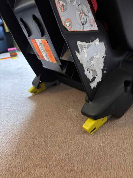 Photo of free Child seat for car. ISO fix (Richmond) #4