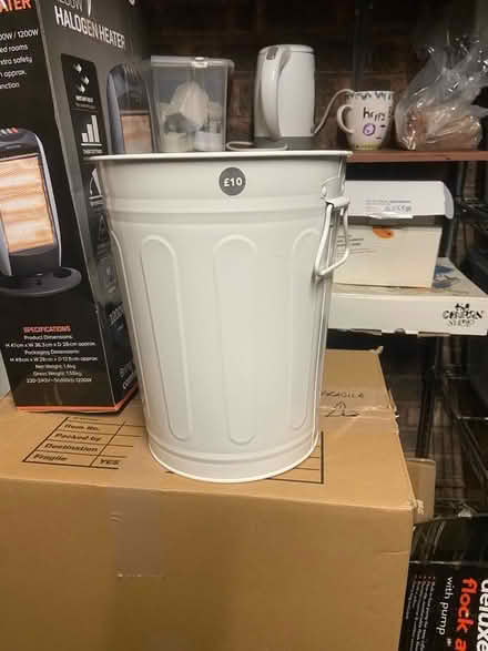 Photo of free Waste paper bin (Teddington TW11) #1