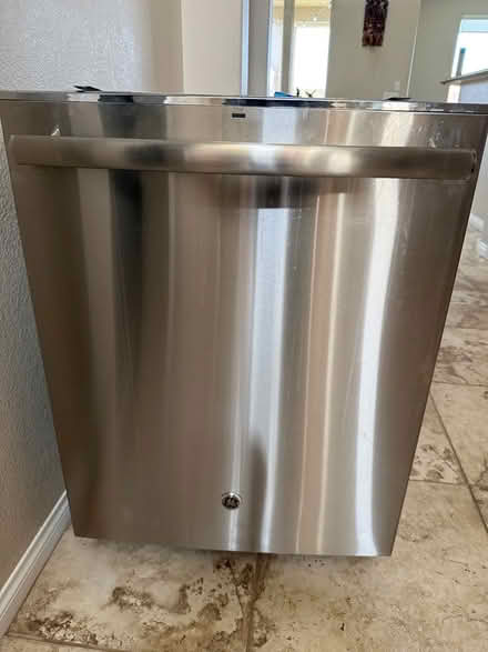 Photo of free GE stainless steel dishwasher (Racetrack and Newport 89015) #1