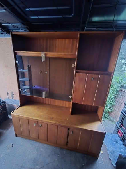 Photo of free 1960s cabinet (Flitwick) #2