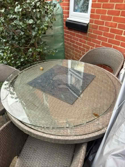 Photo of free 1x round table glass only available FREE - 105 cm (GU14) #1