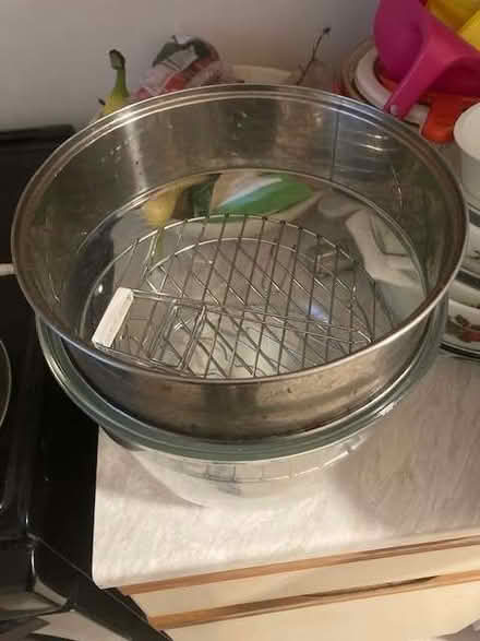 Photo of free Halogen oven - 10 l (Pooley Green TW20) #2