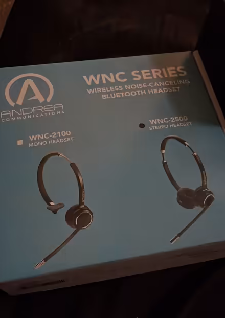 Photo of free Headset and Ergonomic Mouse (CT2) #2
