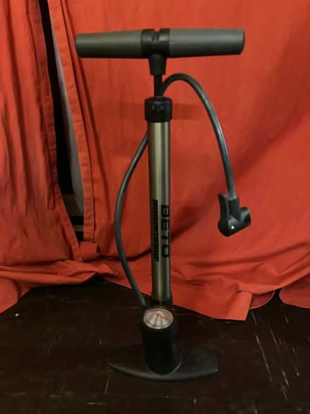 Photo of free Bike pump Oval SW9 (SW9 Oval) #1