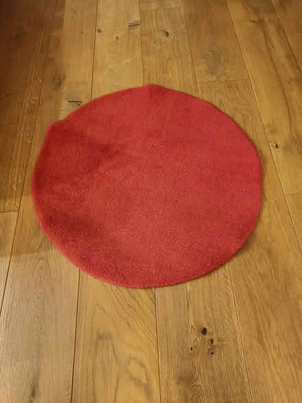 Photo of free Round Red rug - 70 cm diameter (Exeter EX2) #1
