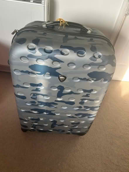 Photo of free Suitcase (Anerley SE20) #3