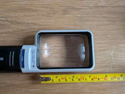 Photo of free Magnifying glass with light (Old Basingstoke RG24) #3