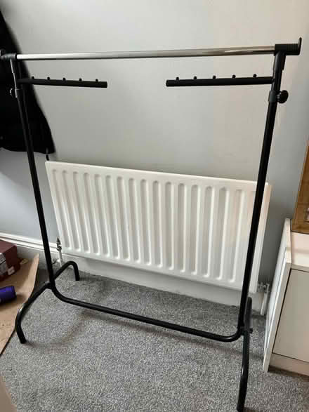 Photo of free Hanging Clothes Rail (Sevenoaks) #2
