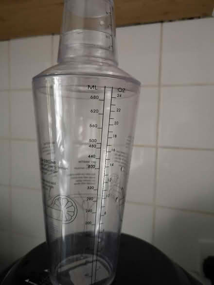 Photo of free measuring containers (Harlesden) #1
