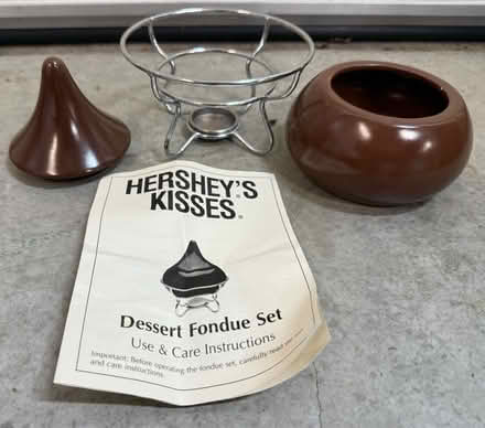Photo of free Hershey’s Fondue Set (Novato (Novato (Hamilton)) #2