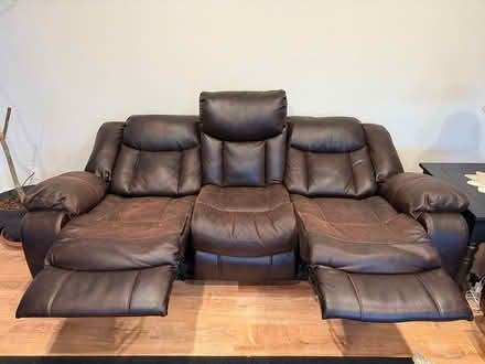 Photo of free Reclining sofa and loveseat (South tracy) #3