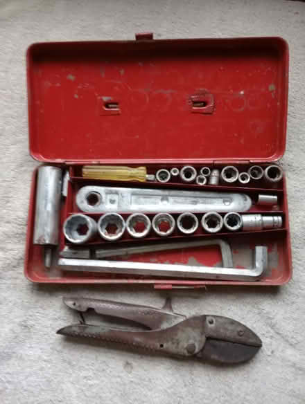 Photo of free Socket set & secateurs (Clapham MK41) #1