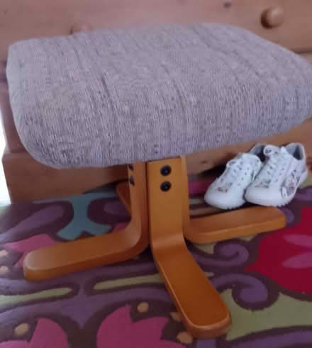 Photo of free Recliner chair and footstools (Eaton Ford PE19) #3